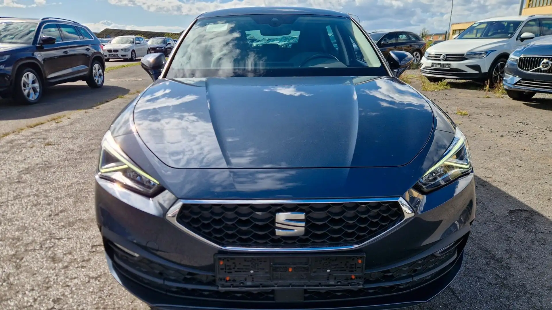 SEAT Leon Style Digital LED Navi Kessy Parklenkassist Grau - 2