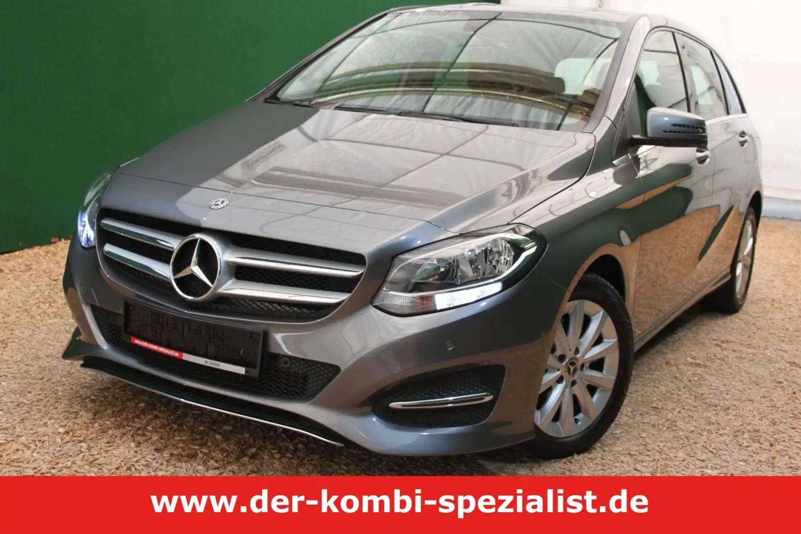 Mercedes-Benz B 180 / Alu/ PDC/ SHZ/ Navi/ Bluetooth/ nur 55tkm Gris - 1