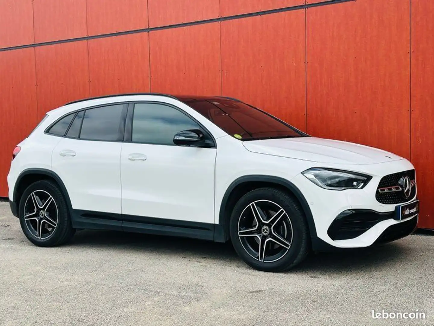 Mercedes-Benz GLA 220 Classe MERCEDES 220 D 4MATIC 190 ch Blanc - 1