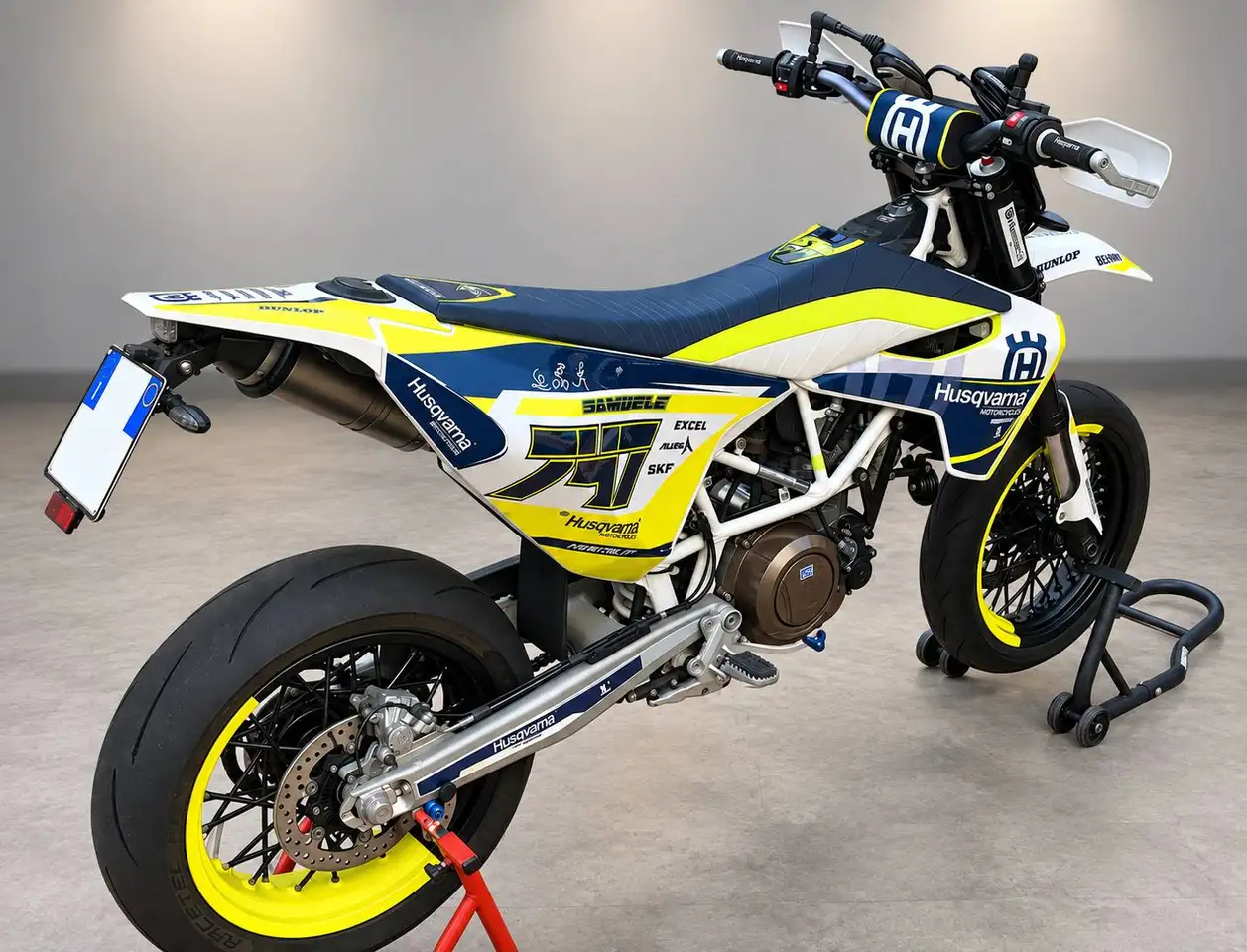 Husqvarna 701 Supermoto