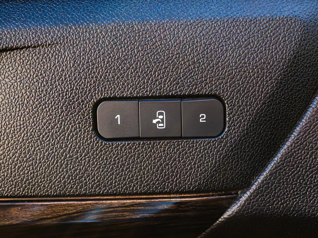 GMC Acadia photo GMC Acadia