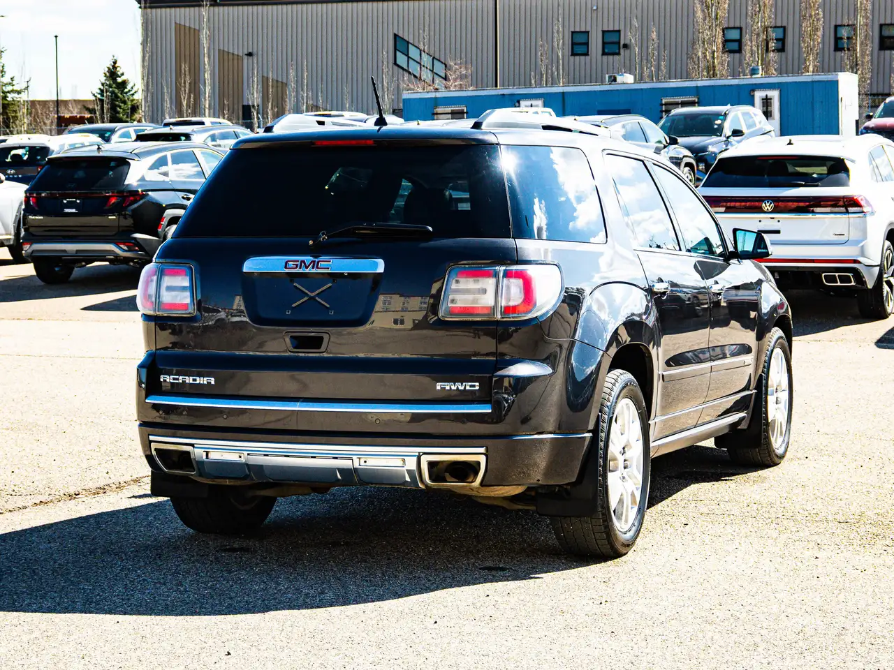 GMC Acadia photo GMC Acadia