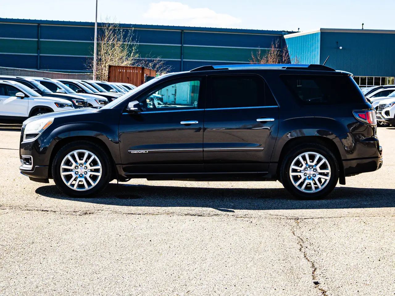 GMC Acadia photo GMC Acadia