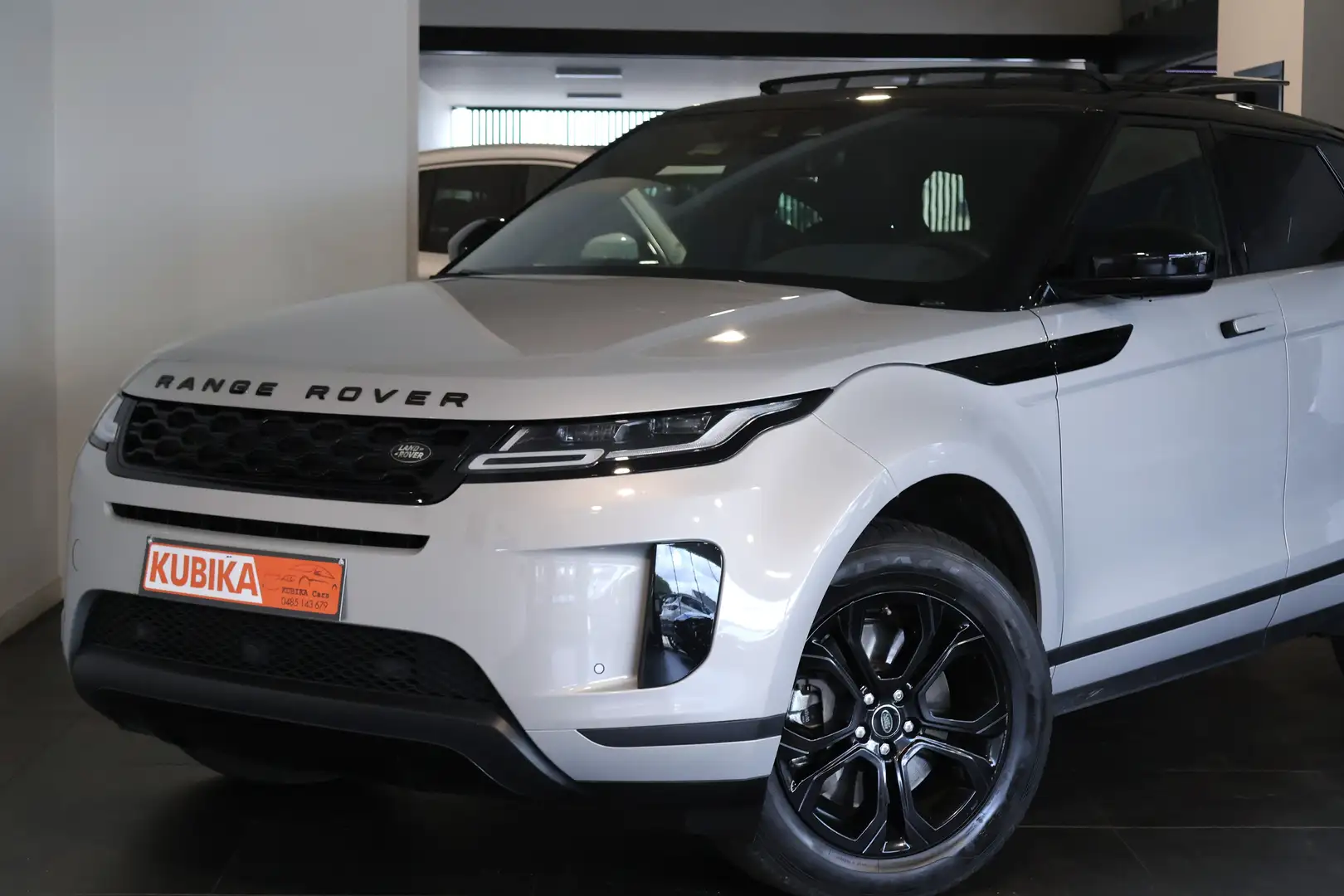 Land Rover Range Rover Evoque 2.0 TD4 MHEV 4WD SE PANO Navi CruiseC Garantie * Argent - 2