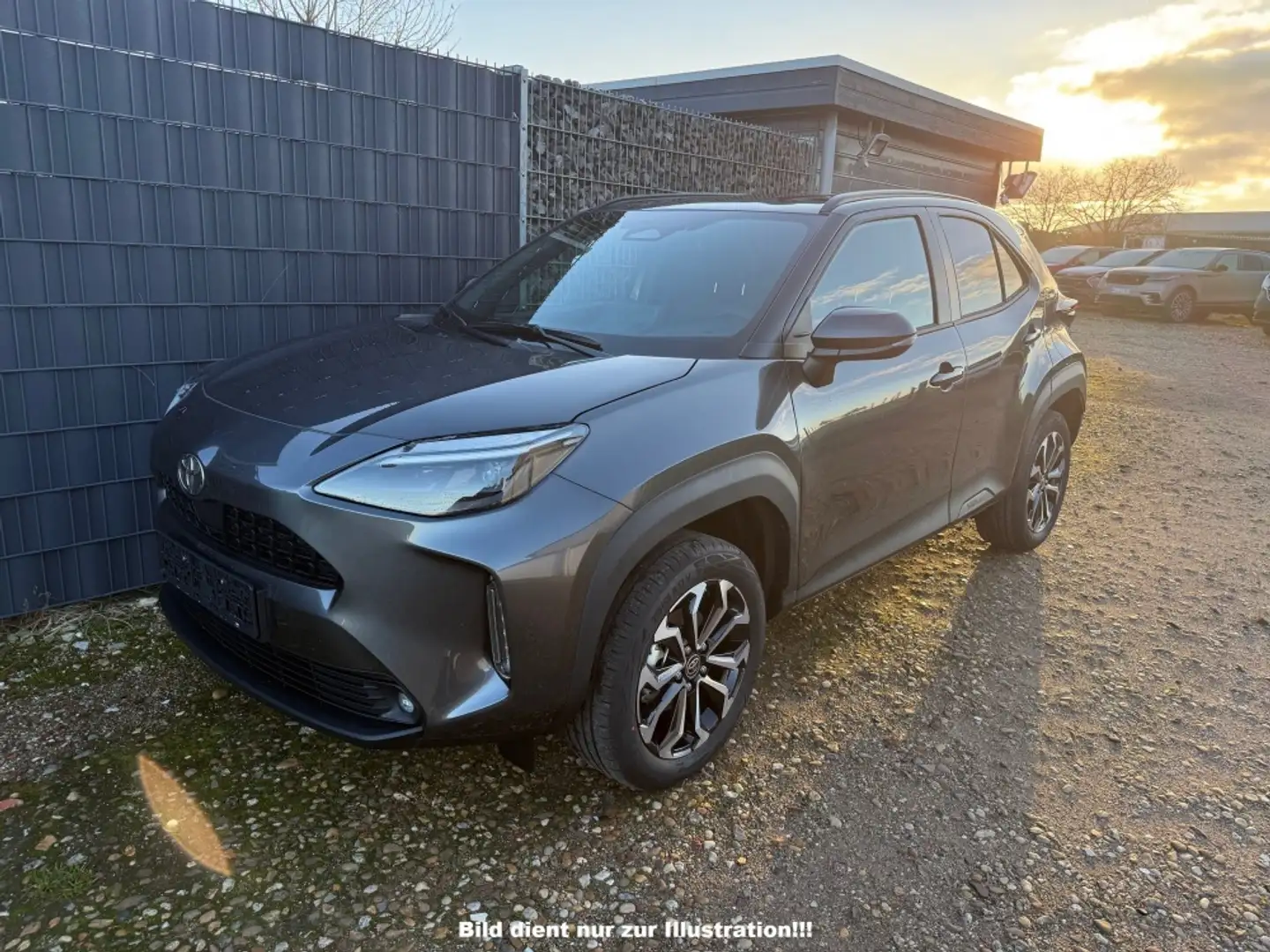 Toyota Yaris Cross 1.5 HEV  MY25 Style Weiß - 1