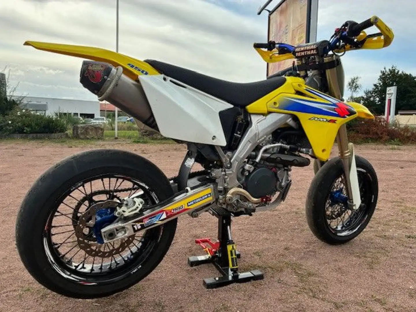 Suzuki RMZ 450 Supermoto - 2