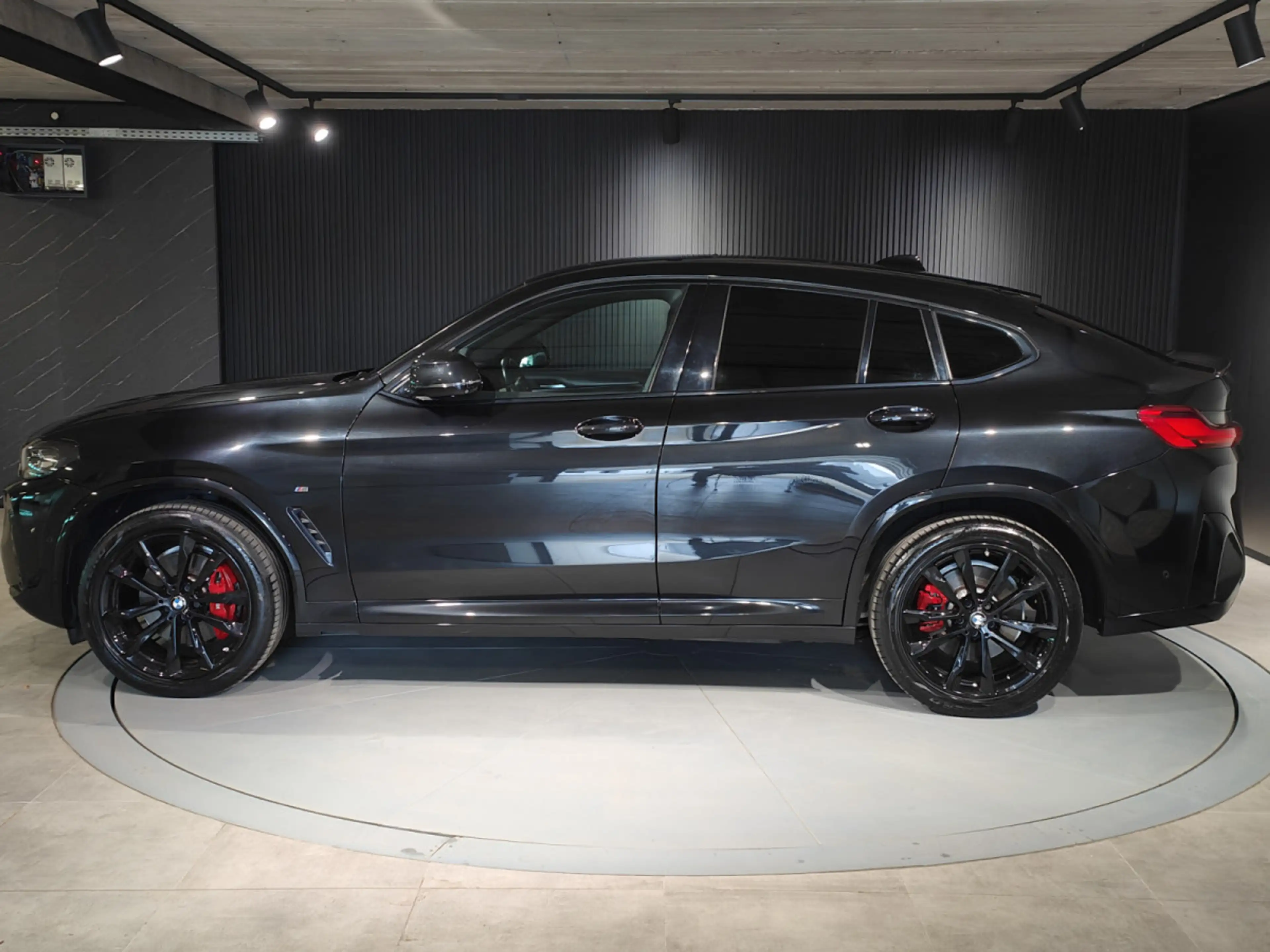 BMW X4 XDRIVE20I PACK M TOIT OUVRANT CARPLAY CAMERA 360 — photo 5