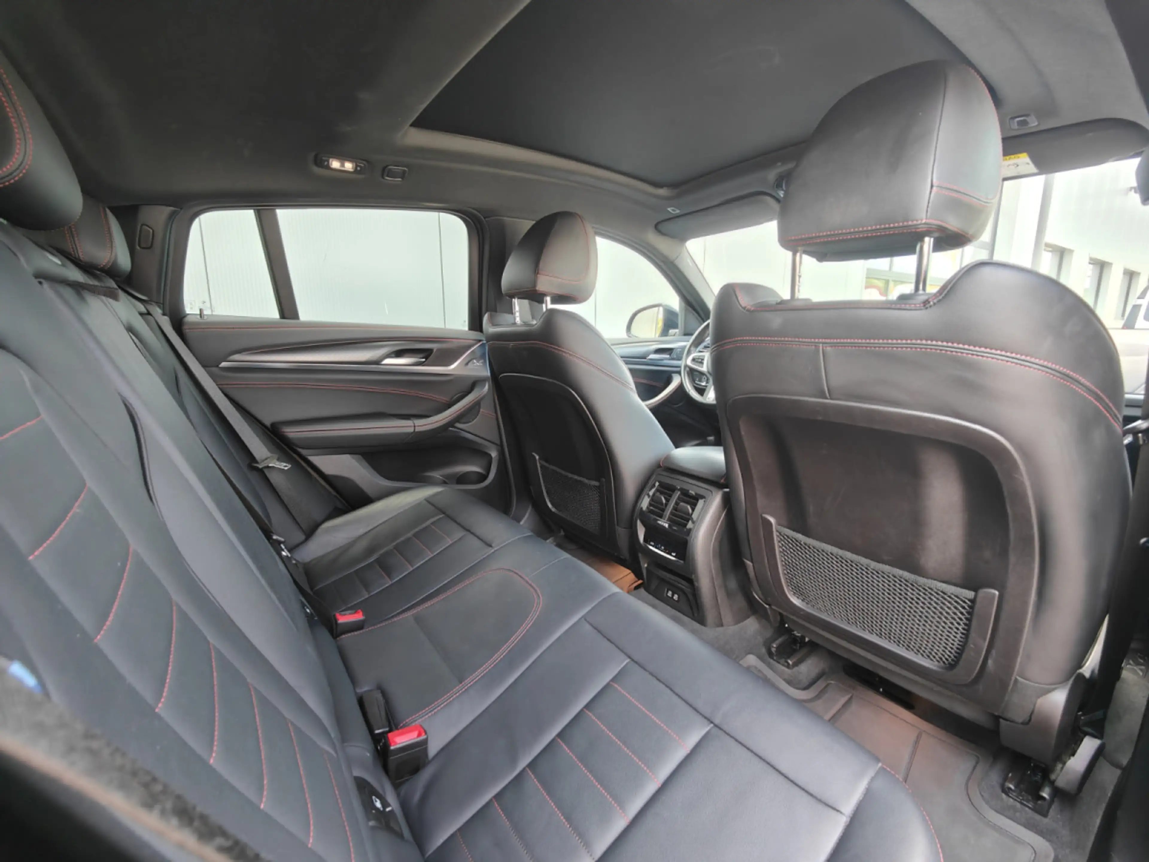 BMW X4 XDRIVE20I PACK M TOIT OUVRANT CARPLAY CAMERA 360 — photo 8