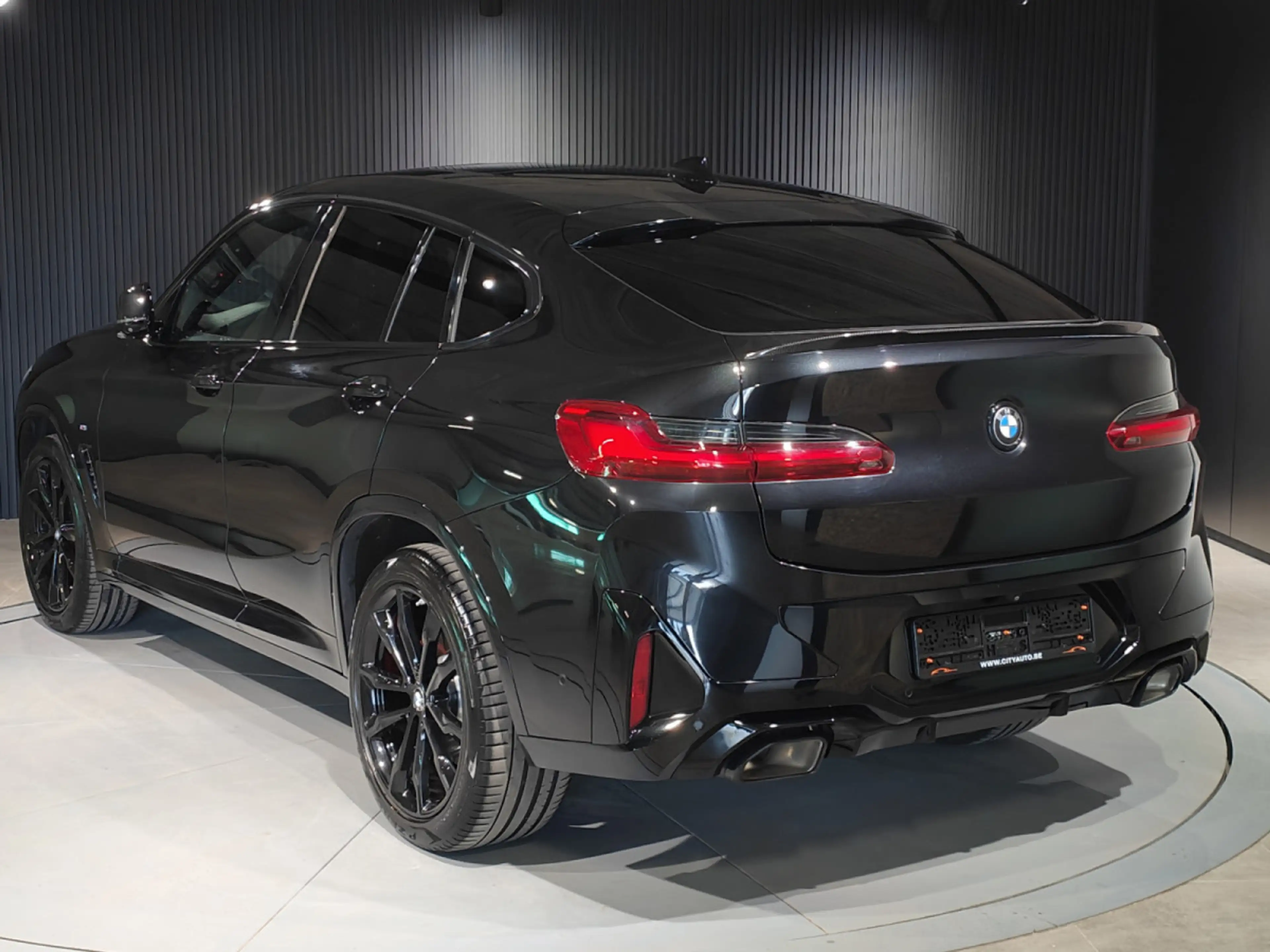 BMW X4 XDRIVE20I PACK M TOIT OUVRANT CARPLAY CAMERA 360 — photo 4