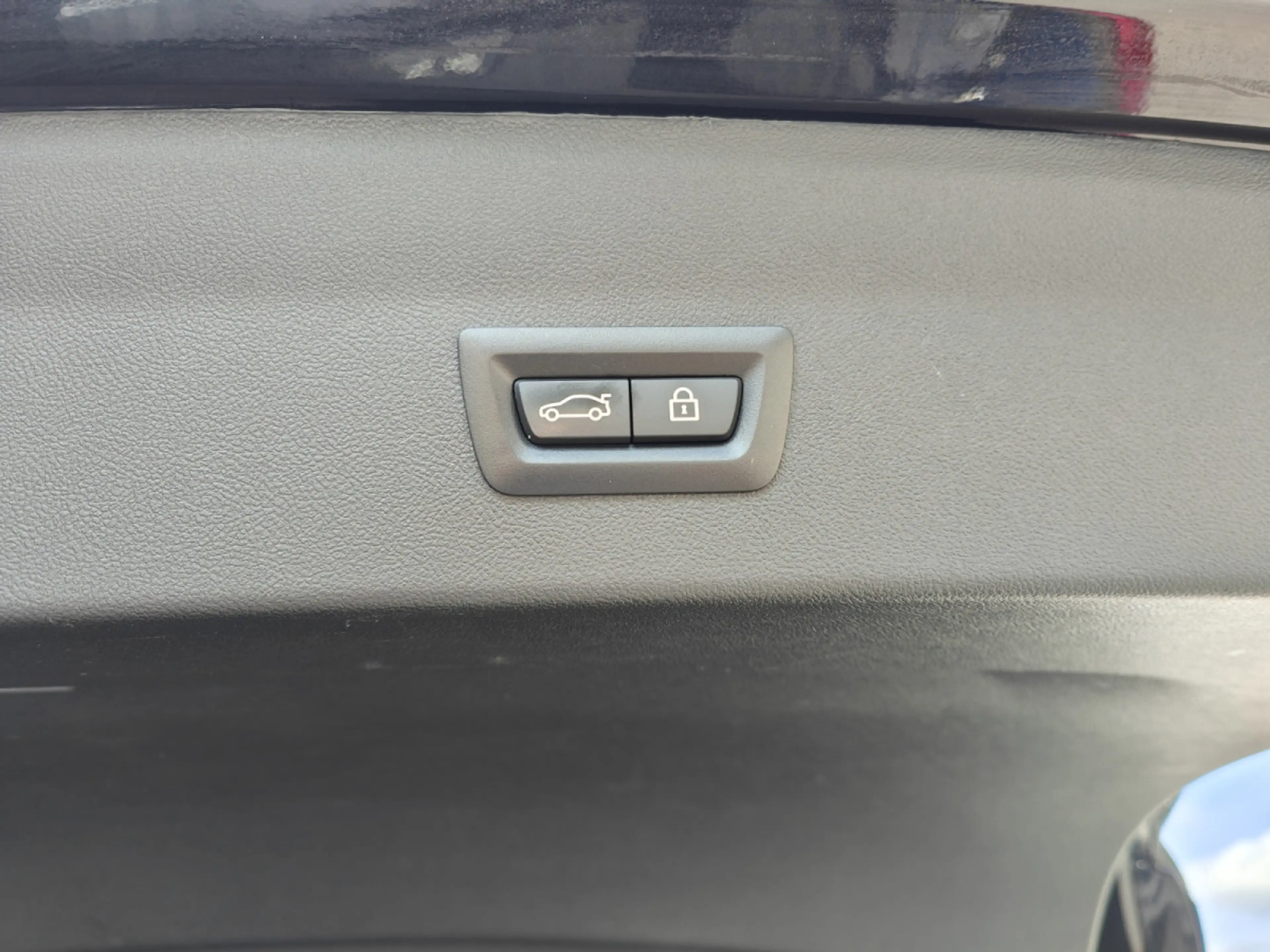BMW X4 XDRIVE20I PACK M TOIT OUVRANT CARPLAY CAMERA 360 — photo 10