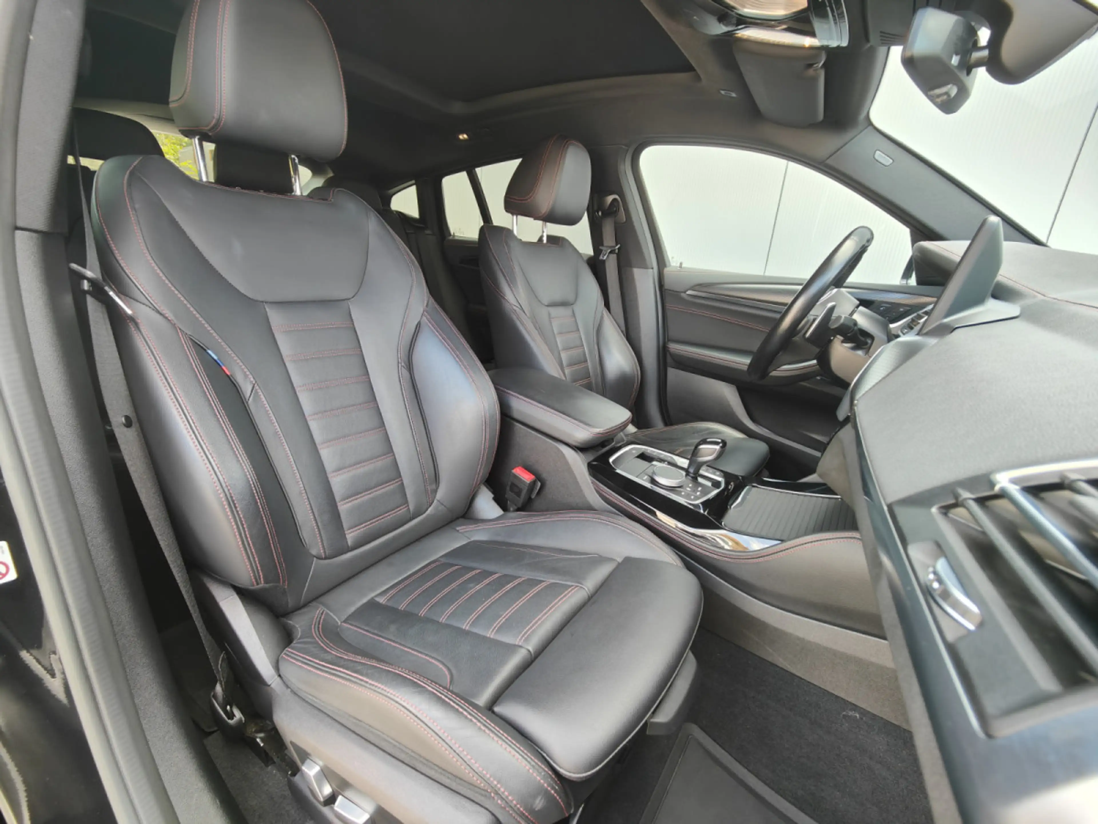 BMW X4 XDRIVE20I PACK M TOIT OUVRANT CARPLAY CAMERA 360 — photo 7