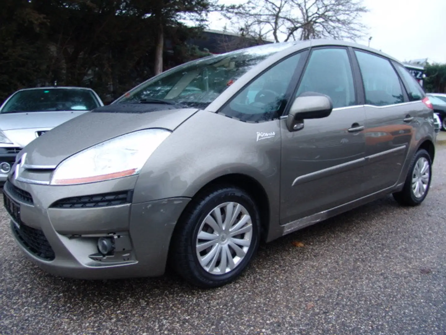 Citroen C4 Picasso 1.6 HDI FAP Tendance 1.Hand Klimaauto Braun - 2