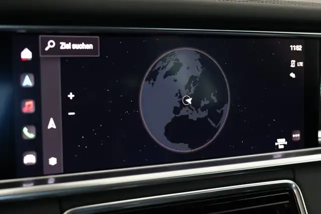Porsche Panamera view 21