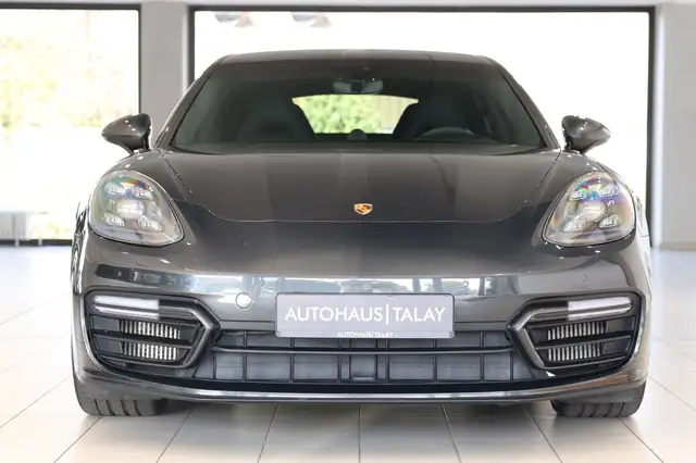 Porsche Panamera view 2
