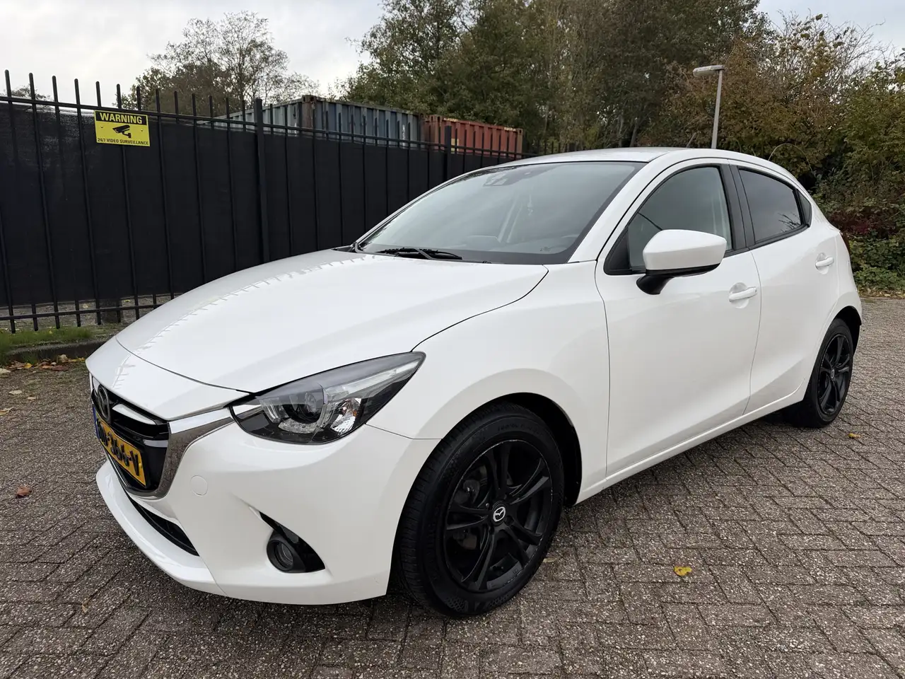 Mazda 2