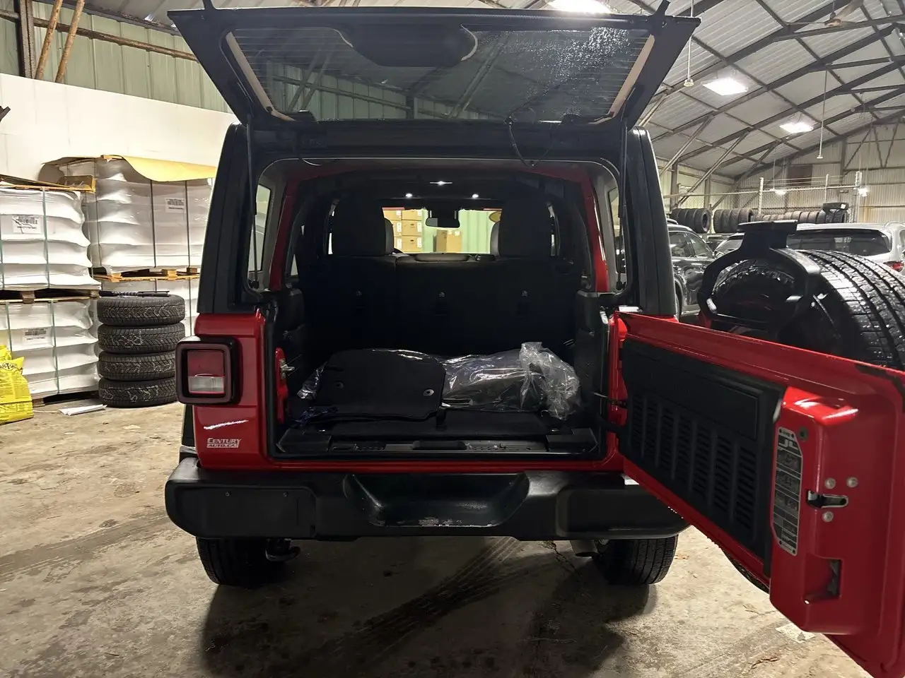 Jeep Wrangler снимка Jeep Wrangler