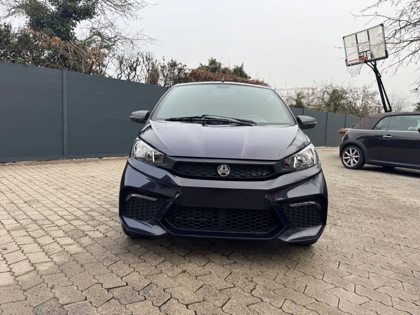 Aixam Coupé GTI/Vollausstattung/Kamera/ABS Чорний - 2