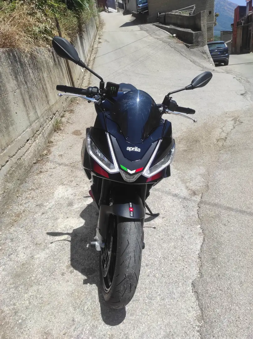 Aprilia Tuono factory Negru - 1