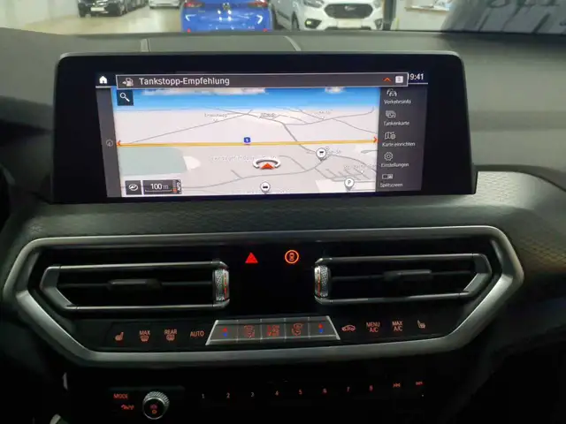 BMW X3 view 12