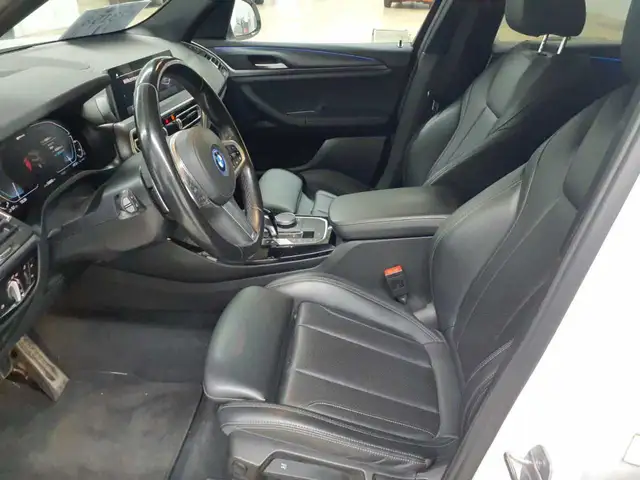 BMW X3 view 7