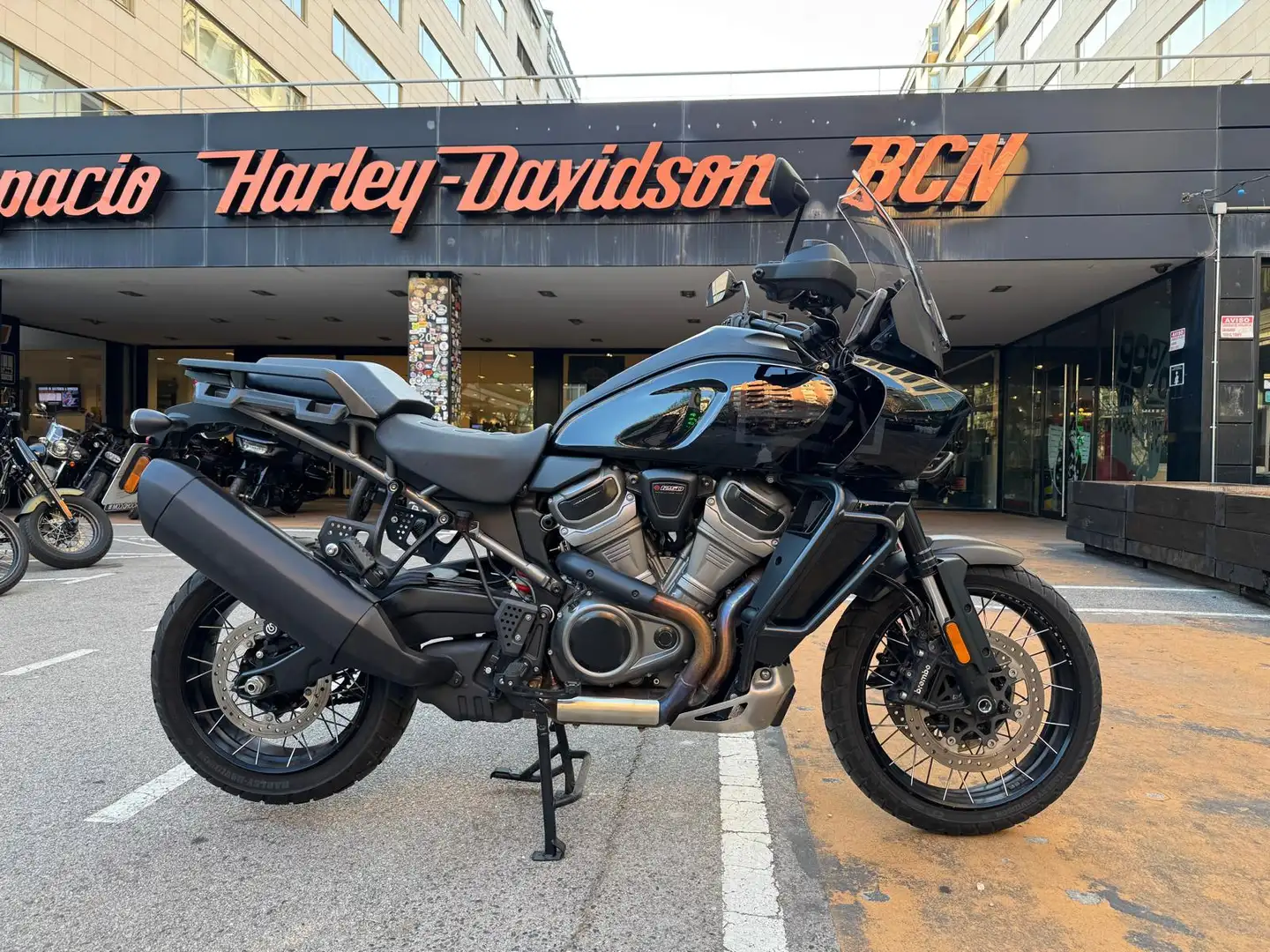 Harley-Davidson Pan America SPECIAL ARH WHEELS Negro - 2