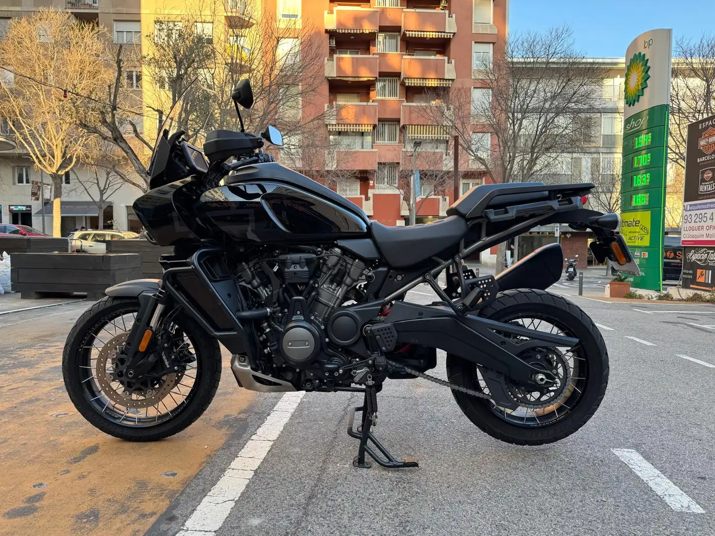 Harley-Davidson Pan America SPECIAL ARH WHEELS Negro - 1