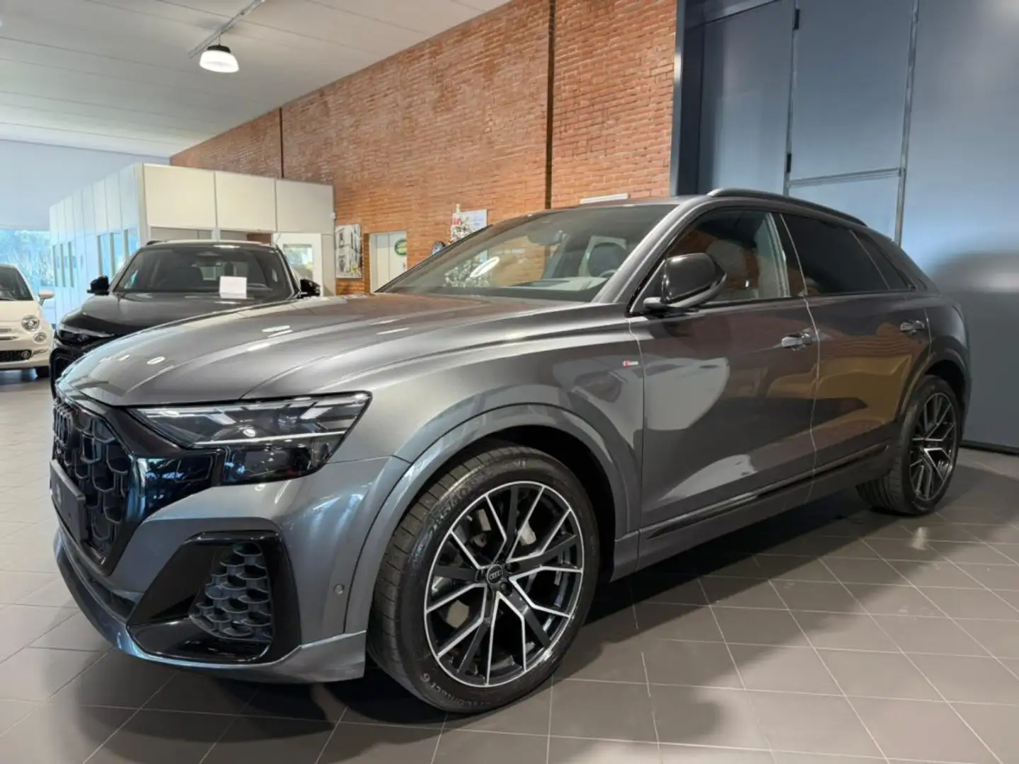Audi Q8 50 TDI 286 CV quattro S line edition Black Pack Grigio - 1
