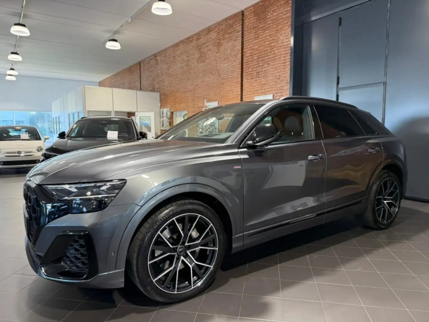 Audi Q8 50 TDI 286 CV quattro S line edition Black Pack Grigio - 2