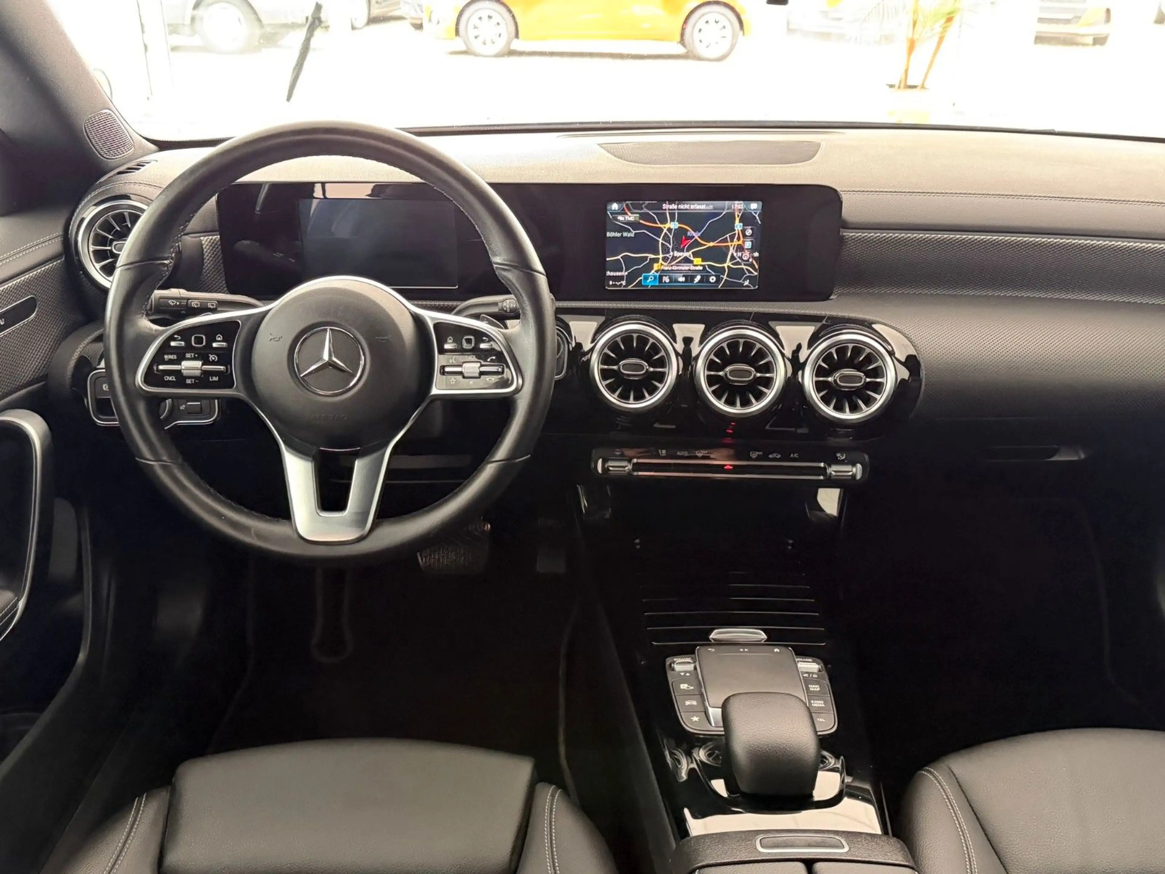 Mercedes-Benz CLA 220 CLA Shooting Brake CLA 220 d+Aut.+Kamera+1.Hand — photo 9