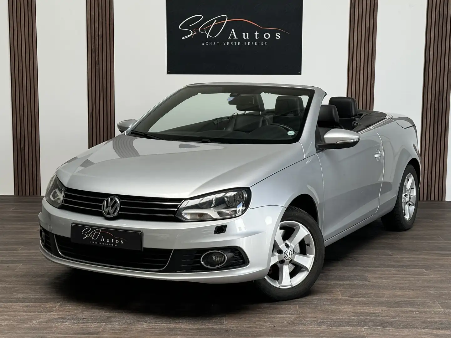 Volkswagen Eos 2.0TDI * 1ER PROPRIÉTAIRE * GPS * CLIM * JANTES Gris - 2