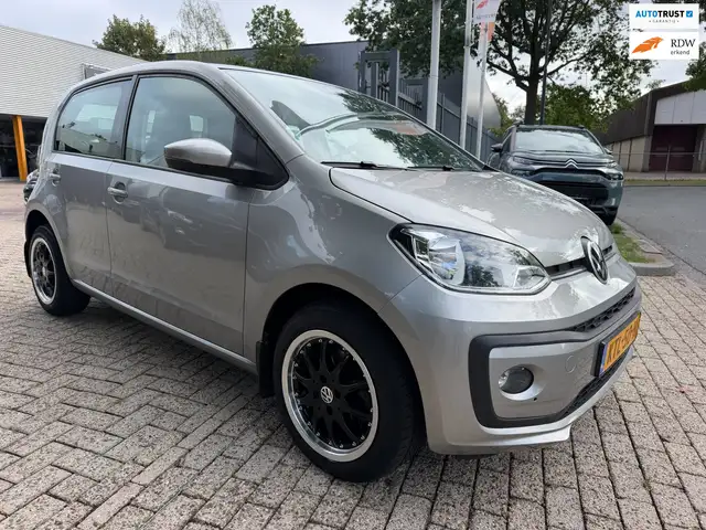 Volkswagen up! 1.0 high up! R-Line 5 deurs, camera, clima, cruise
