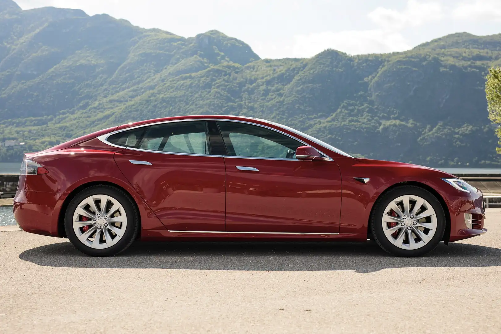 Tesla Model S P100D Performance Ludicrous Rouge - 2