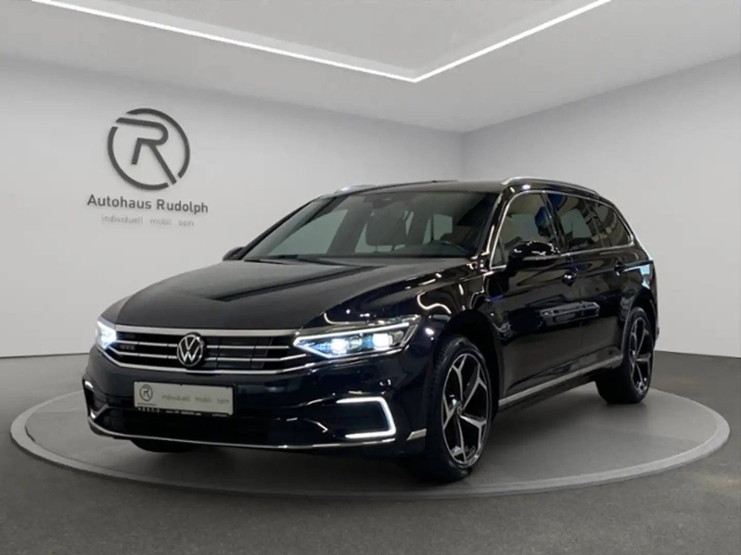 Volkswagen Passat Variant GTE 1.4 TSI DSG / Navi LED Schwarz - 2