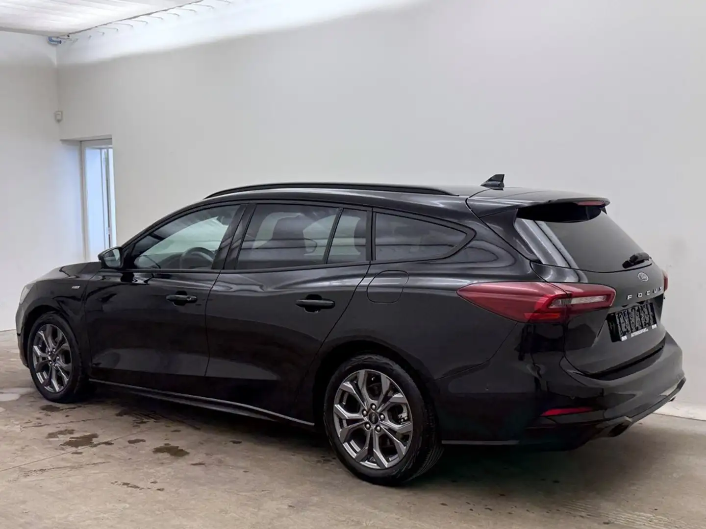 Ford Focus 1.0 EcoBoost mHEV ST-Line Style Dig.Airco Verw.zet Noir - 2
