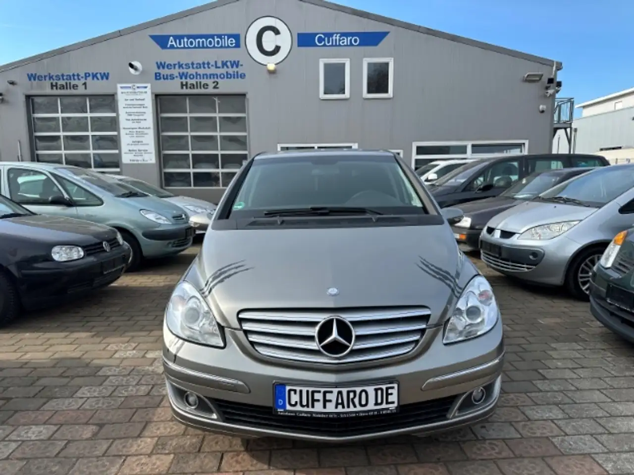Mercedes-Benz B 200
