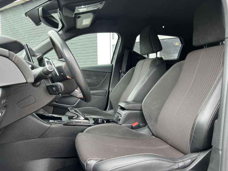 DS Automobiles DS 3 Crossback PureTech 130 EAT8 Performance Line+ Navigatie | Ai — photo 6