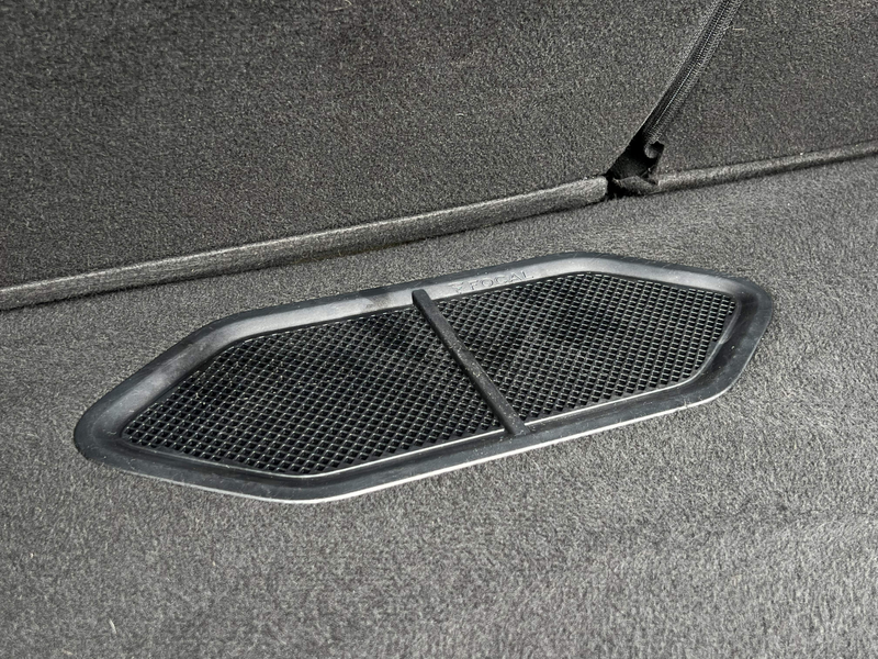 DS Automobiles DS 3 Crossback PureTech 130 EAT8 Performance Line+ Navigatie | Ai — photo 28