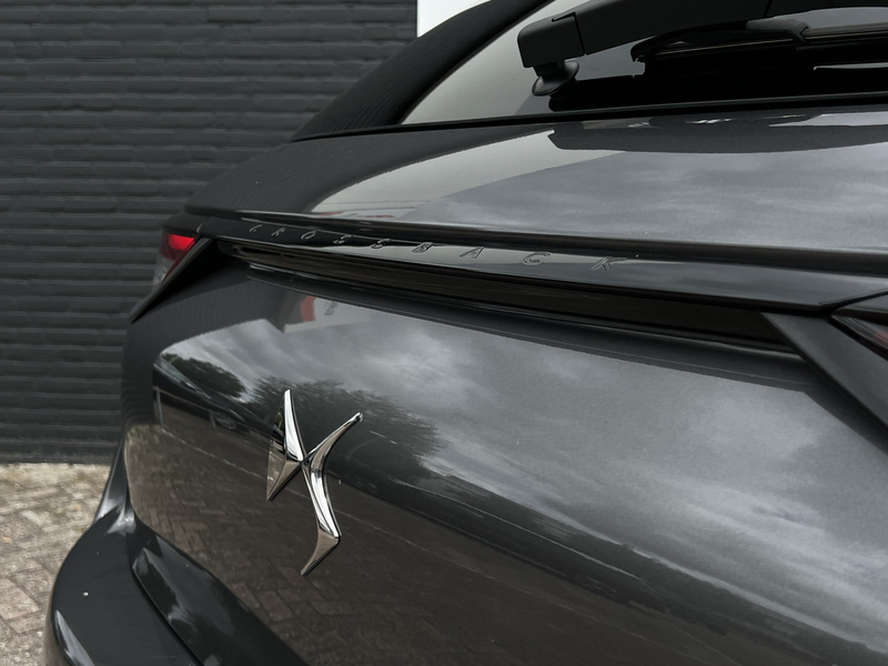 DS Automobiles DS 3 Crossback PureTech 130 EAT8 Performance Line+ Navigatie | Ai — photo 21