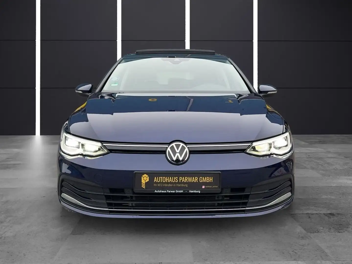 Volkswagen Golf VIII Active 1.5eTSI DSG MATRIX+PANO+H&K+ACC Blau - 2