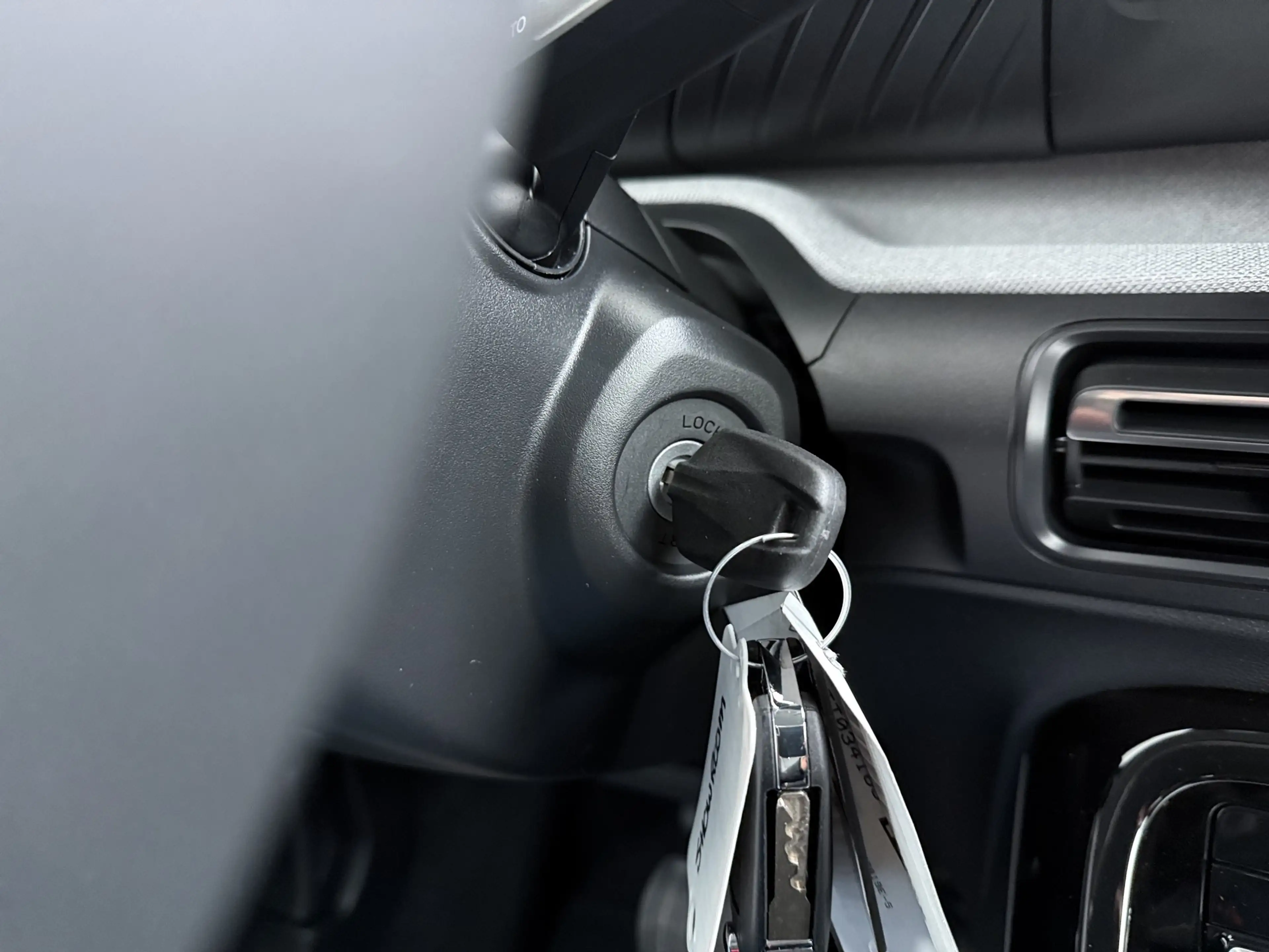 Citroen C3 Aircross ë-C3 Plus, (2024-30)|Extended Range| | Achteruitri — photo 28