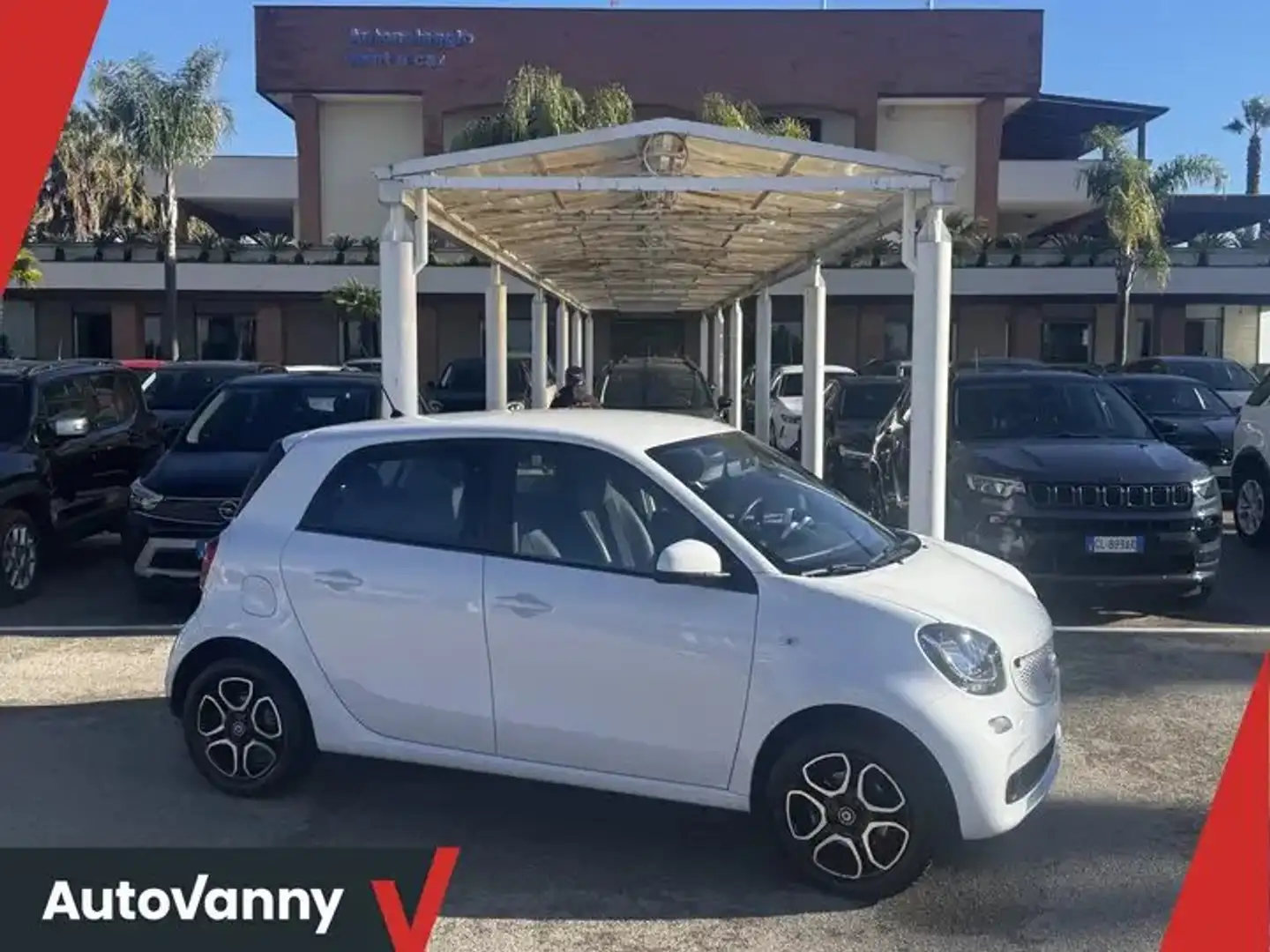 smart forFour 1.0 Youngster 61cv Wit - 1