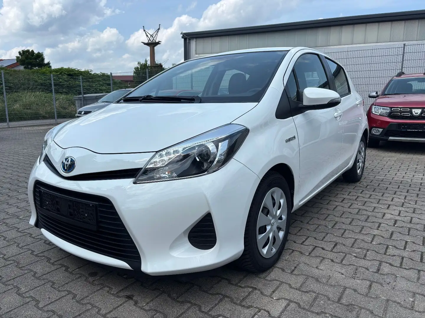 Toyota Yaris Hybrid Life/Automatik/1.Hand/Navi/Kamera Bianco - 1