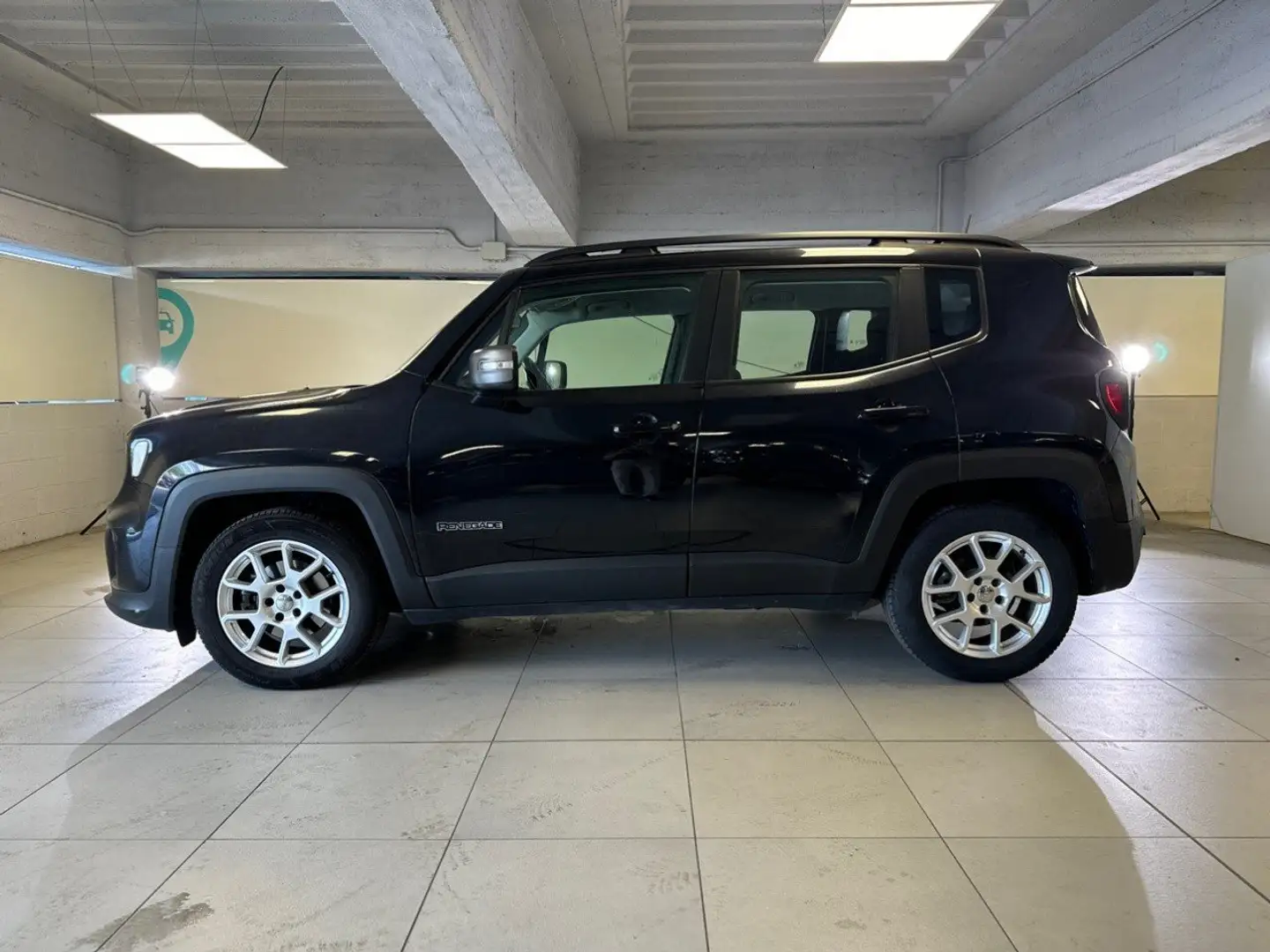 Jeep Renegade 1.3 T4 DDCT 150cv Limited Zwart - 2