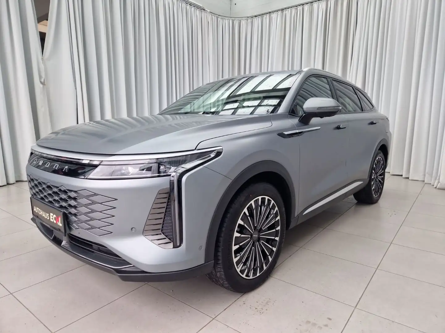 Omoda 9 PHEV 360 4xElSitz 4xSHZ ACC AUT Bel.Sitz HUD Grau - 2