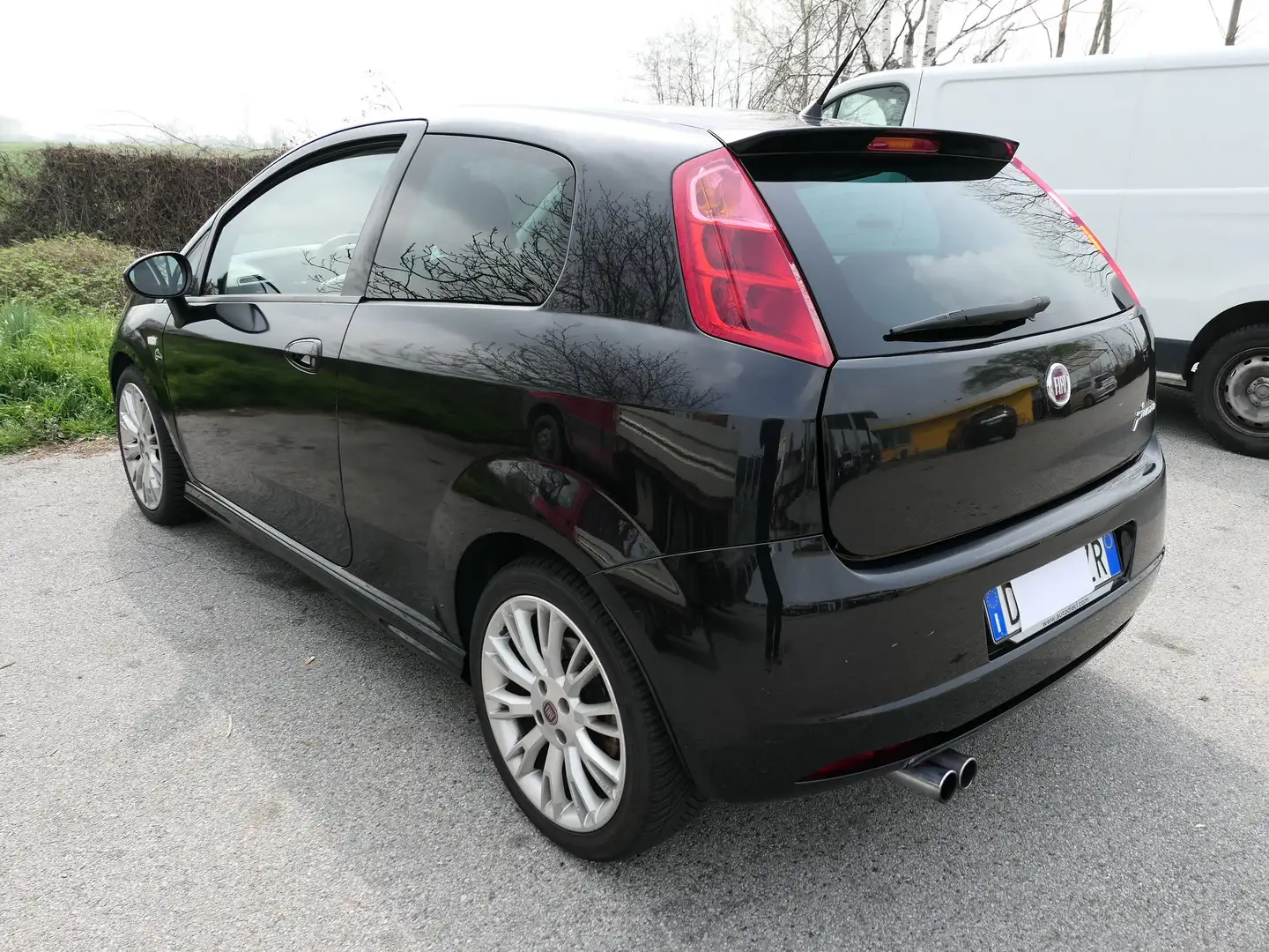 Fiat Grande Punto Grande Punto III 2005 3p 1.4 tjt Sport 120cv Nero - 2