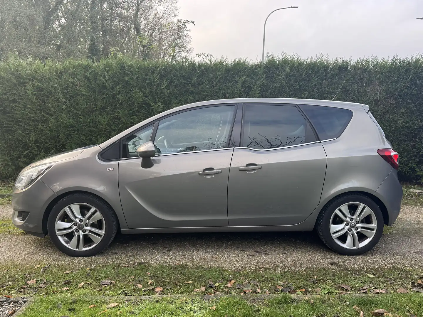 Opel Meriva 1.4i Essence+++Cosmo+++Euro 6b+++ Beige - 2