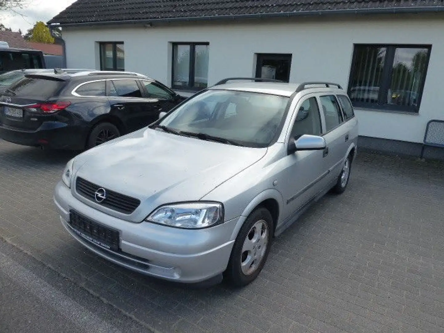 Opel Astra 1.6 16V Edition 2000 Srebrny - 1