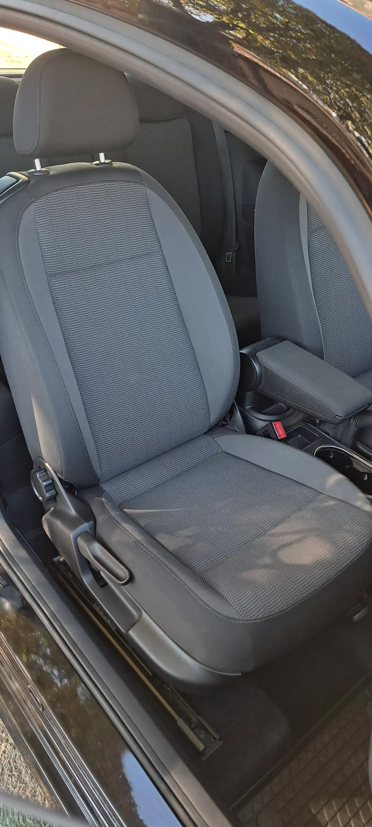 Volkswagen Beetle 1,2 TSI Bremsen neu, Serviceheft — photo 11