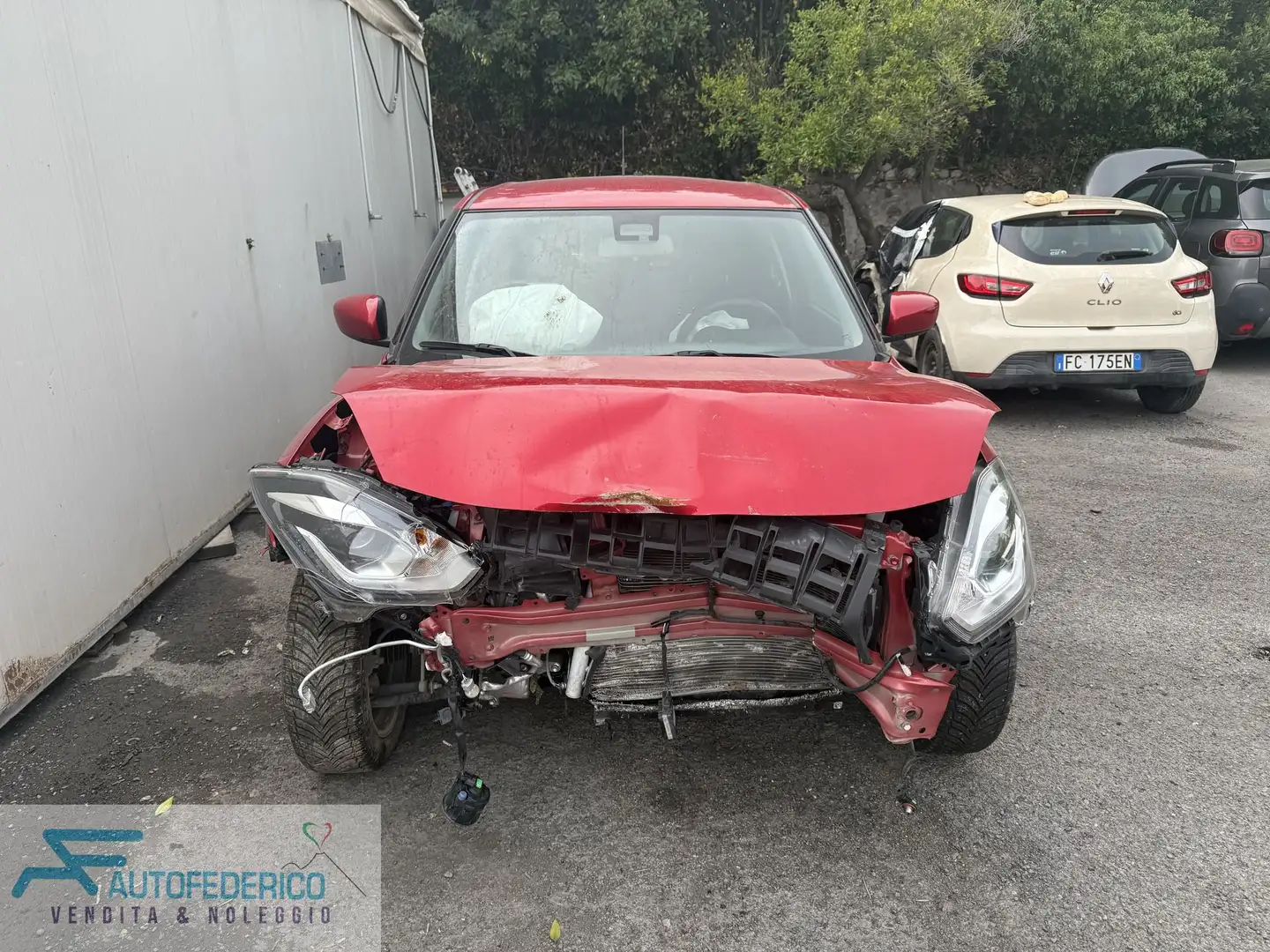 Suzuki Swift 1.2 Hybrid Cool Rouge - 2