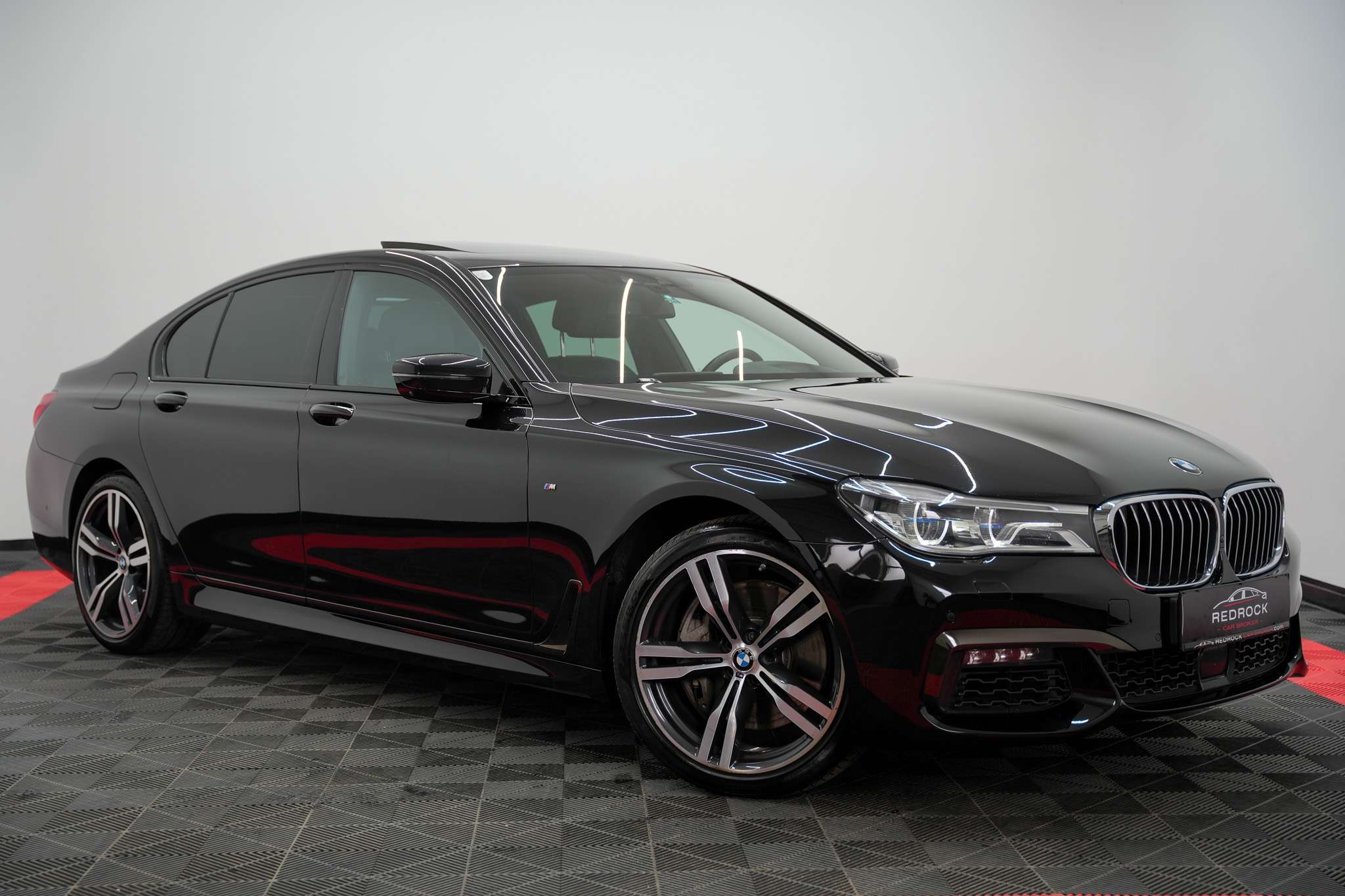 BMW 750